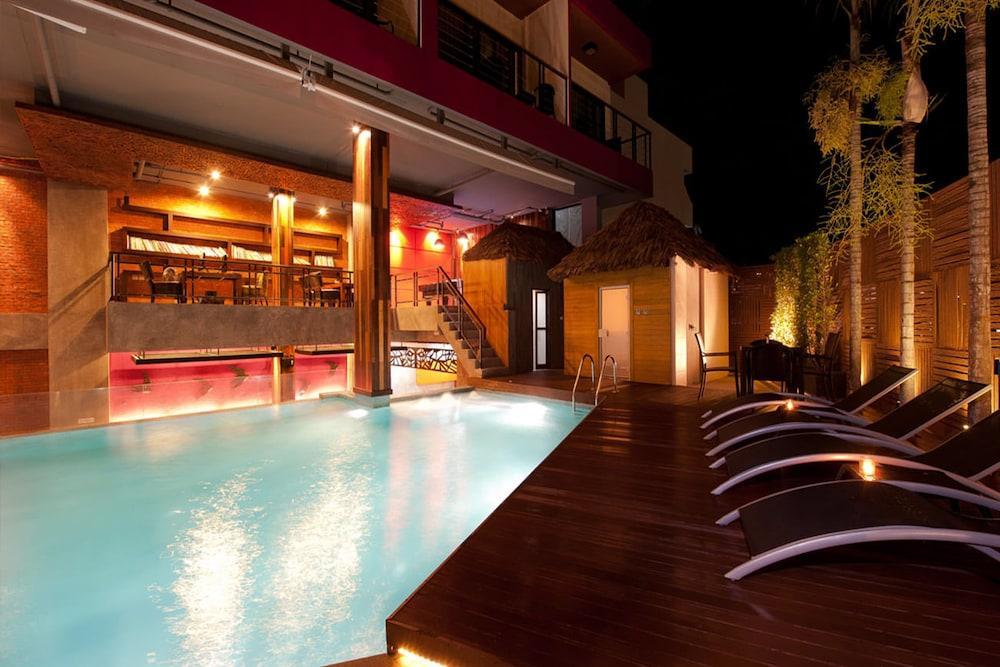 De Coze Hotel Patong Экстерьер фото