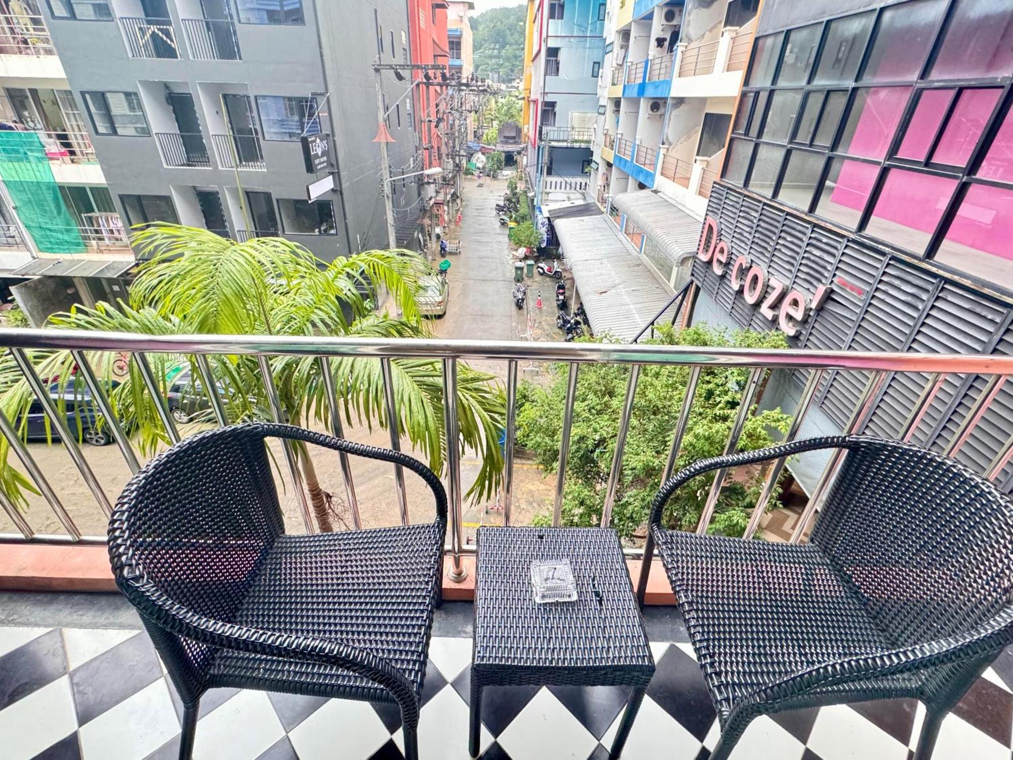 De Coze Hotel Patong Экстерьер фото