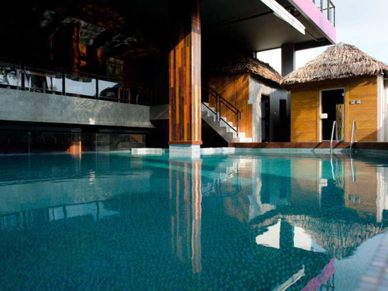 De Coze Hotel Patong Экстерьер фото
