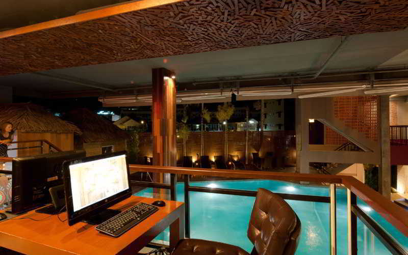 De Coze Hotel Patong Экстерьер фото